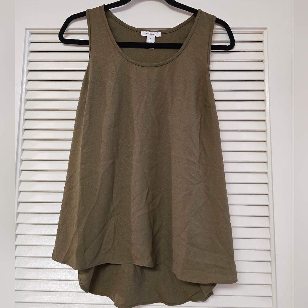 Daily Ritual - (NWOT) Olive Green  Lightweight Sleeveless Racerback Top